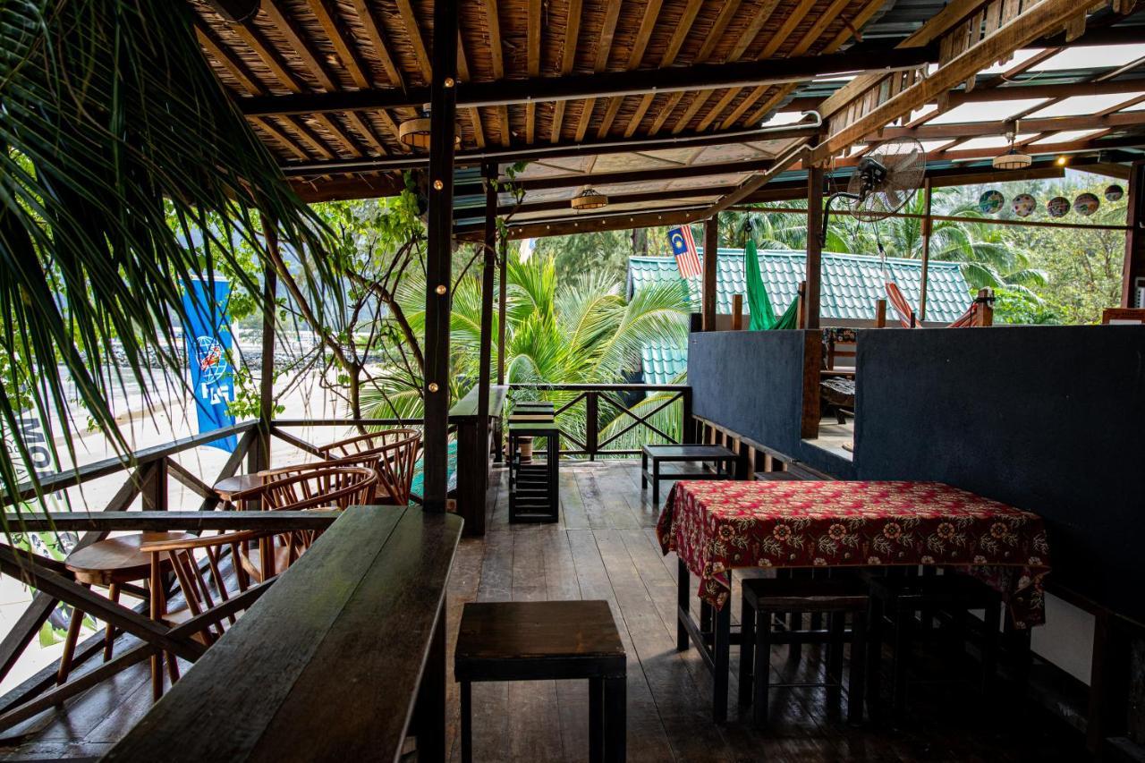 Tioman Cabana Bed & Breakfast Kampong Ayer Batang Экстерьер фото